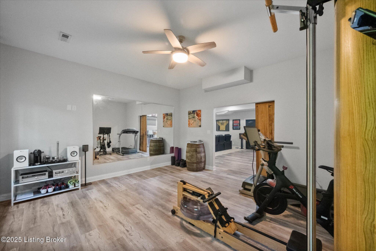 Listing Image 52