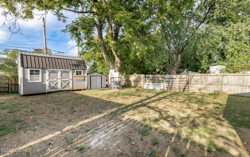 Listing Image 25