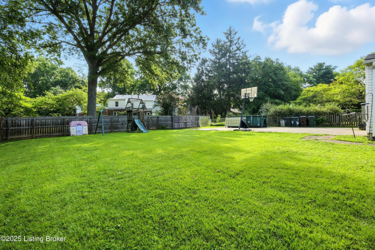 Listing Image 40