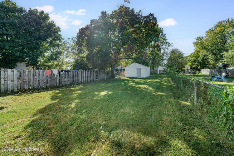 Listing Image 24