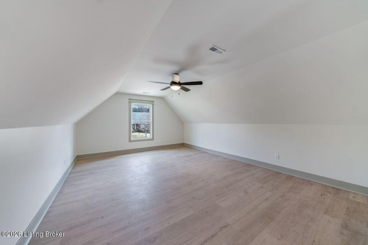 Listing Image 53