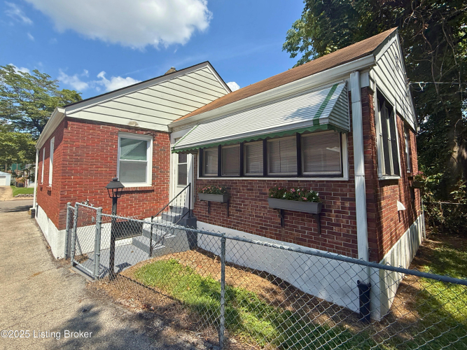 Listing Image 13