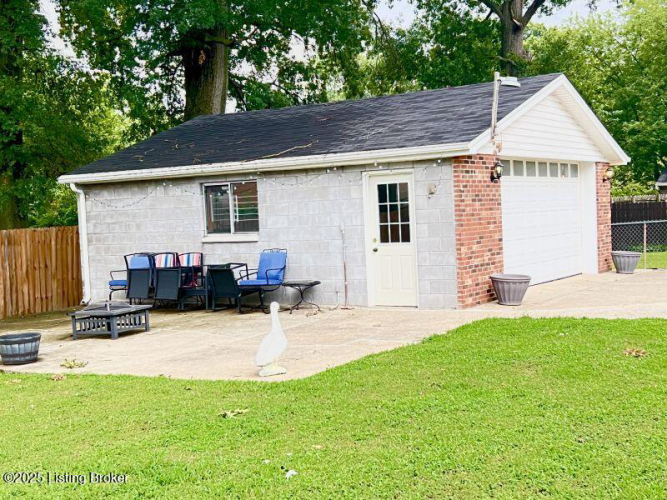 Listing Image 31