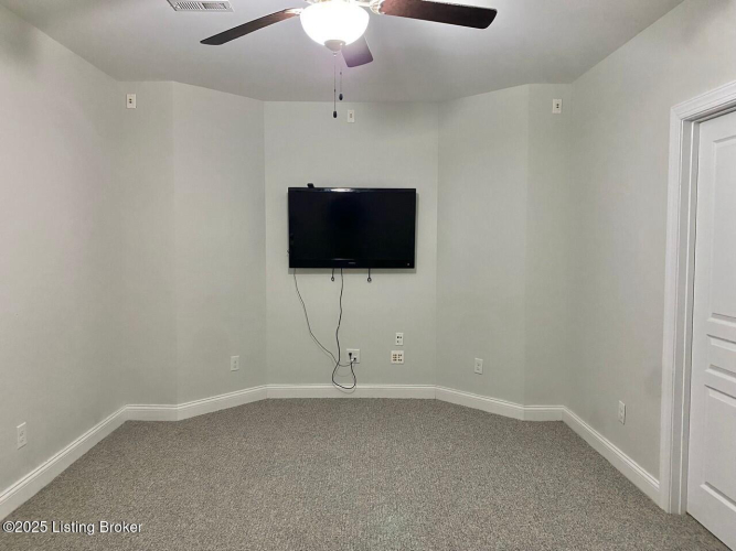 Listing Image 48