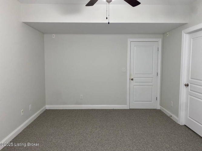 Listing Image 49