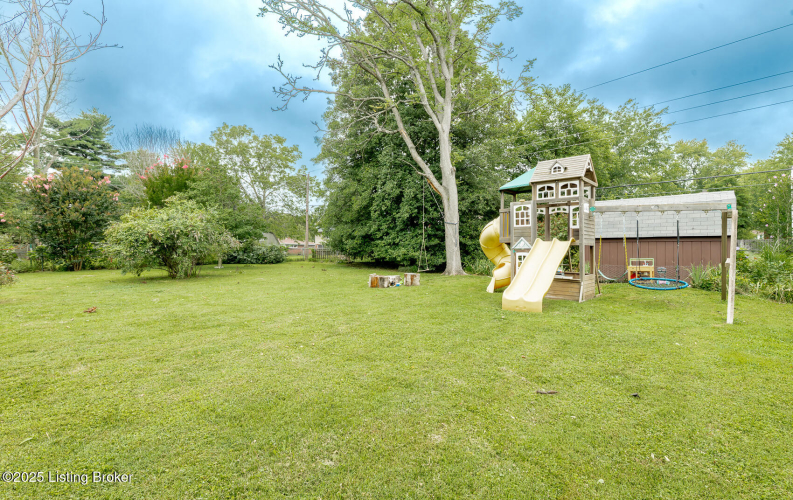 Listing Image 38