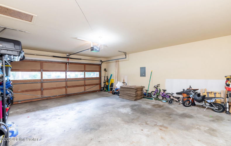Listing Image 45