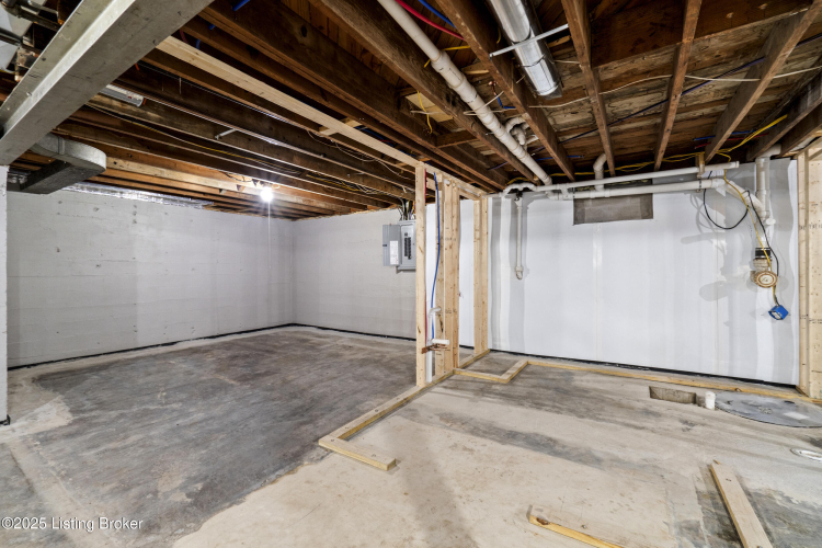 Listing Image 53