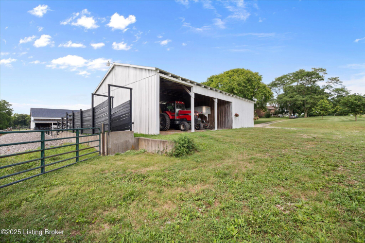 Listing Image 13