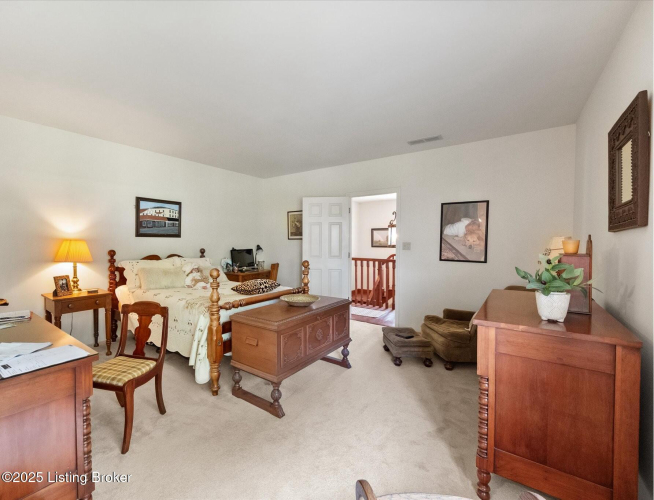Listing Image 44