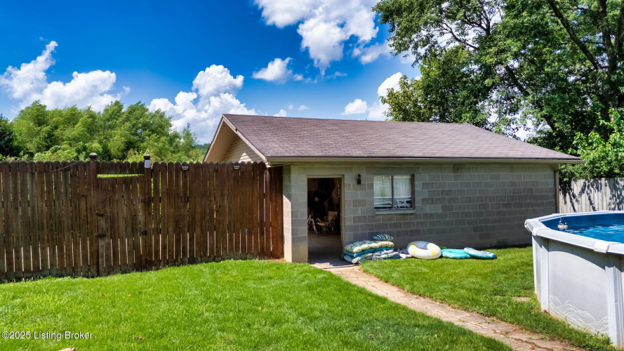 Listing Image 39