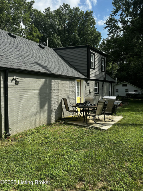 Listing Image 14