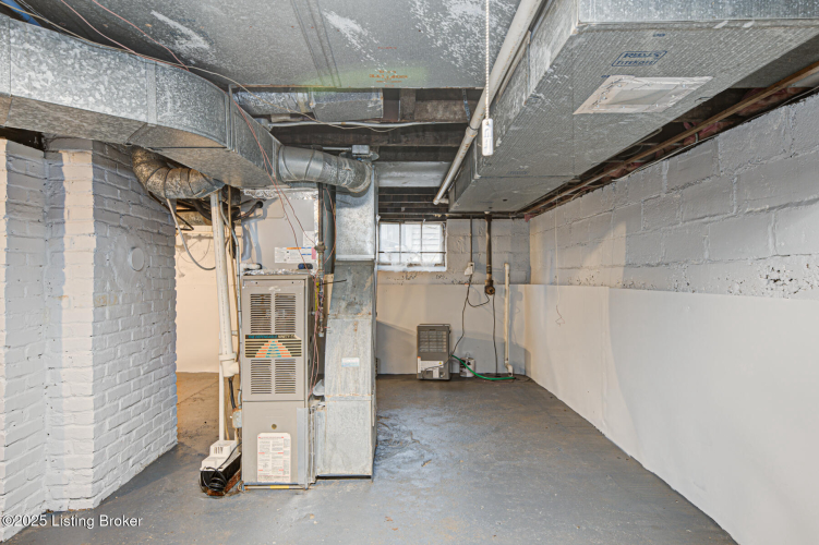 Listing Image 28
