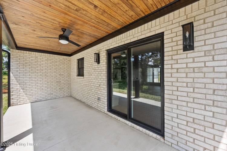 Listing Image 37