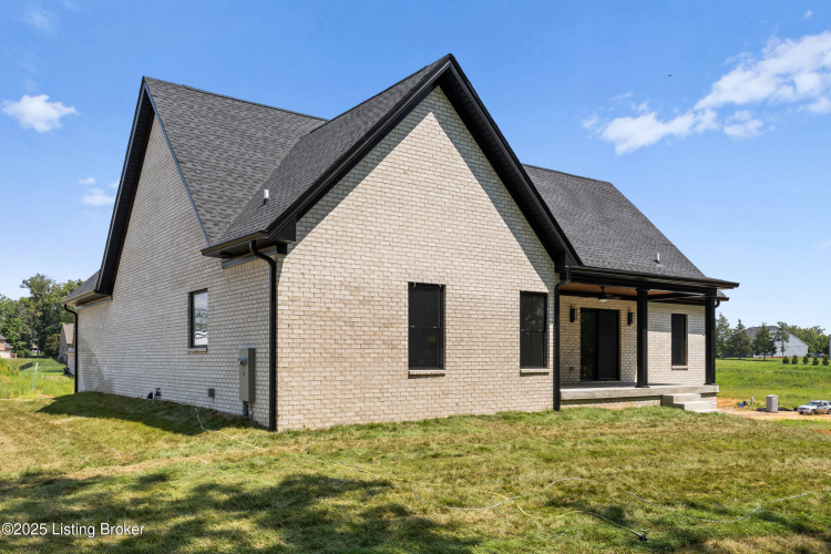Listing Image 40