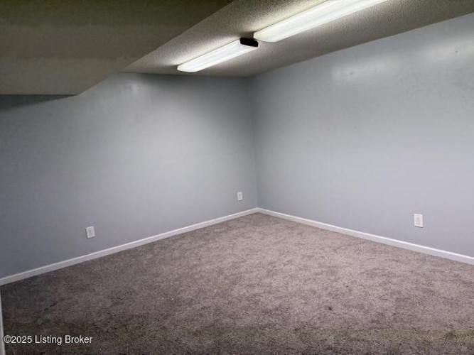 Listing Image 39