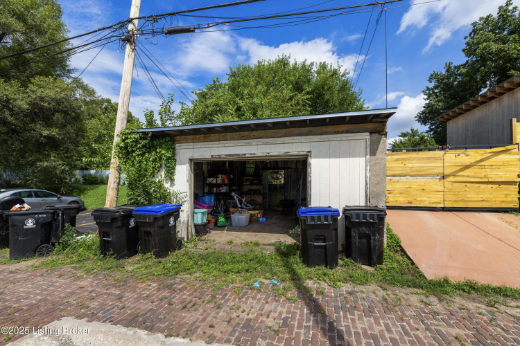 Listing Image 33