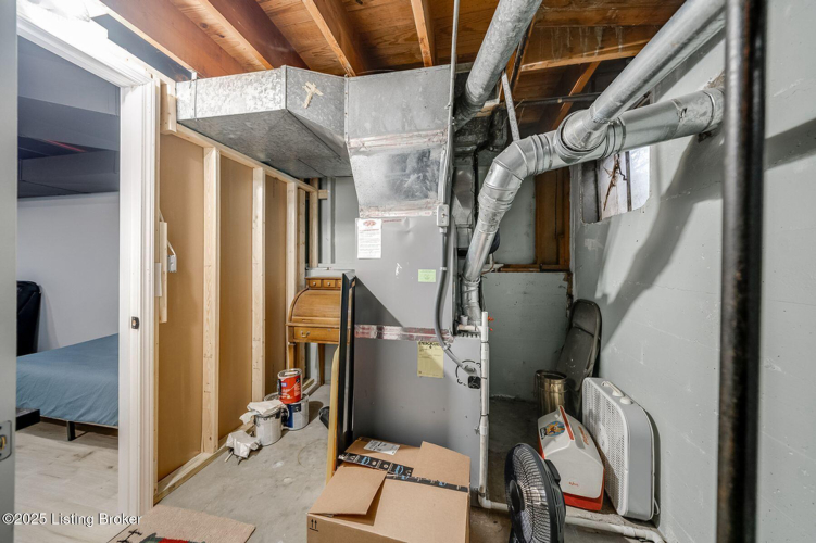 Listing Image 45