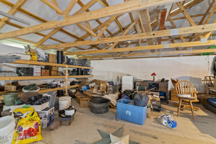 Listing Image 80