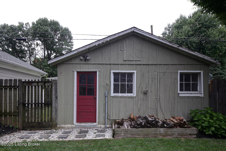 Listing Image 38