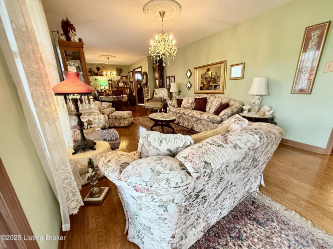 Listing Image 48