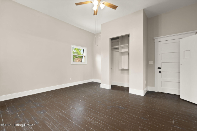 Listing Image 53