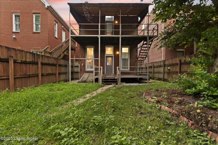Listing Image 57