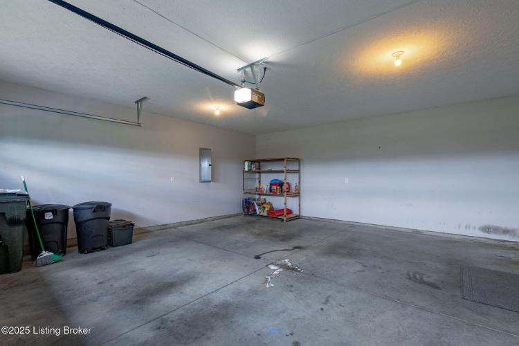 Listing Image 45