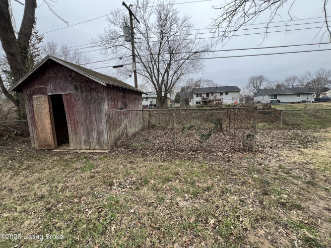 Listing Image 7