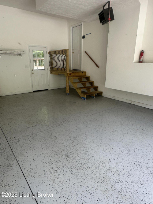 Listing Image 50