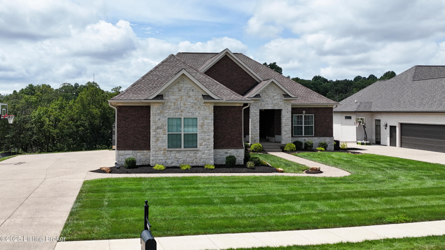 Listing Image 59
