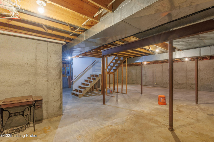 Listing Image 49