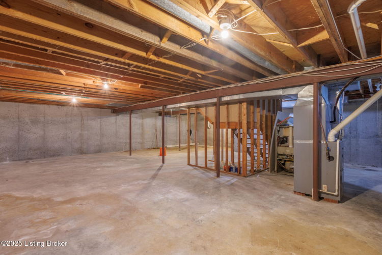 Listing Image 50