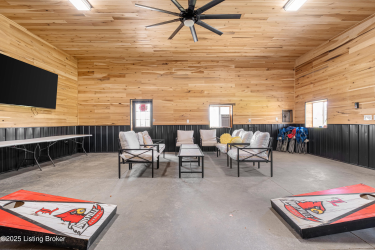 Listing Image 59