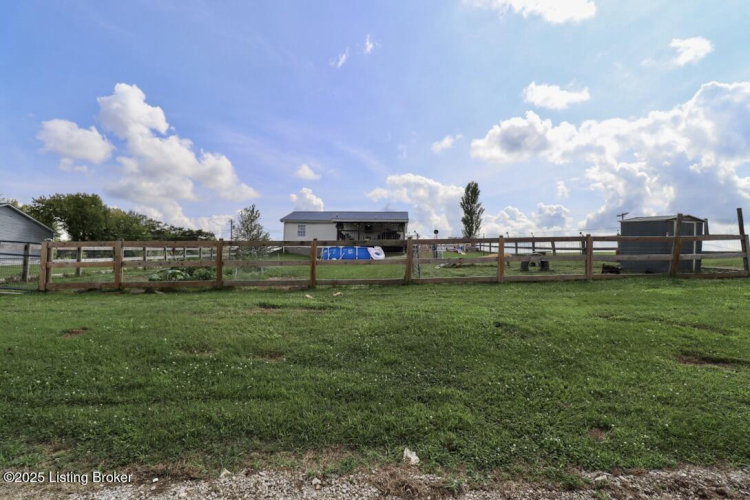 Listing Image 14
