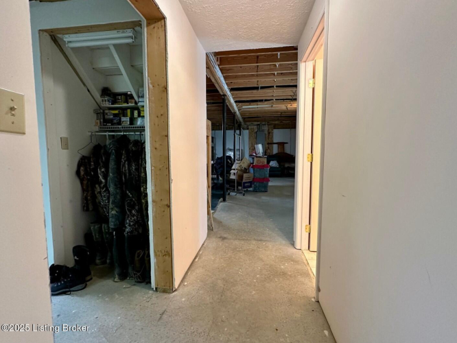 Listing Image 51