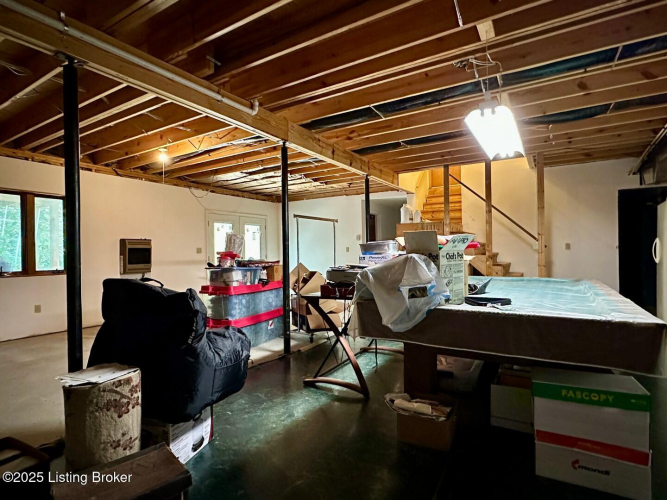 Listing Image 58