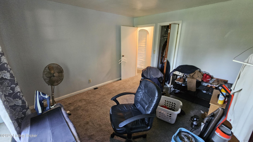 Listing Image 30