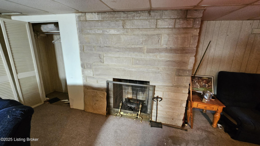 Listing Image 40
