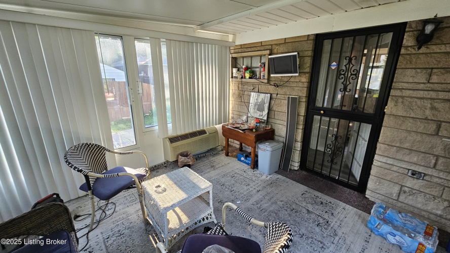 Listing Image 50