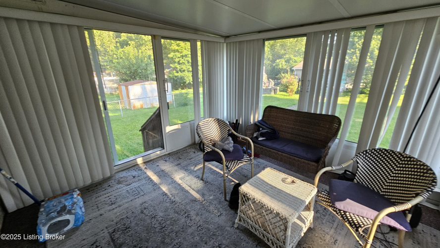 Listing Image 52