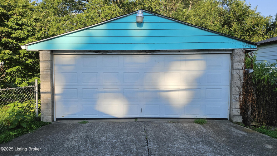 Listing Image 60