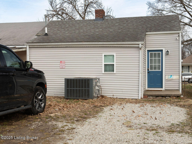 Listing Image 29