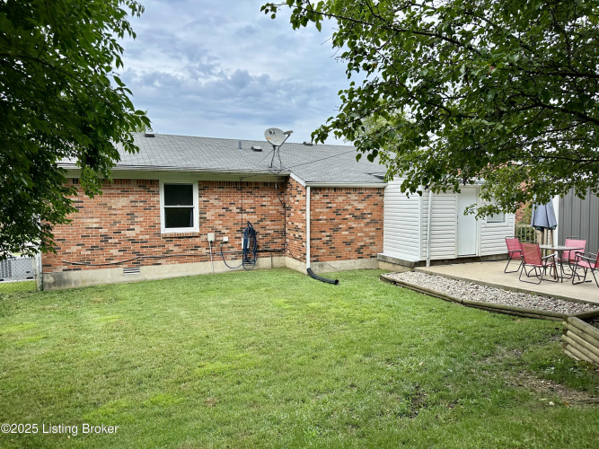 Listing Image 15