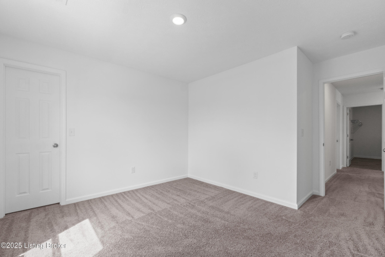 Listing Image 45