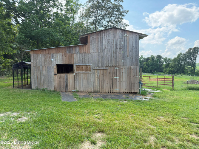 Listing Image 24
