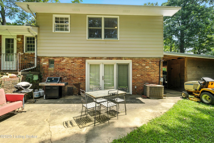 Listing Image 38