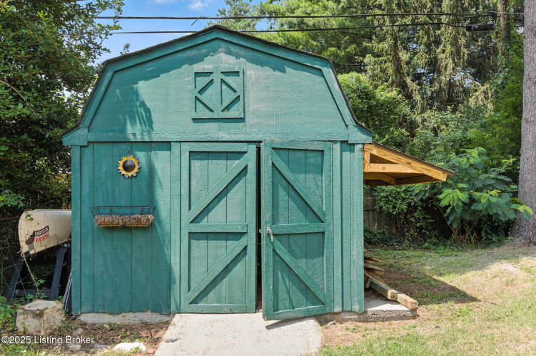 Listing Image 42