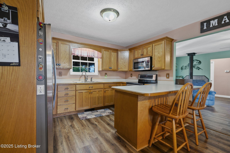 Listing Image 13