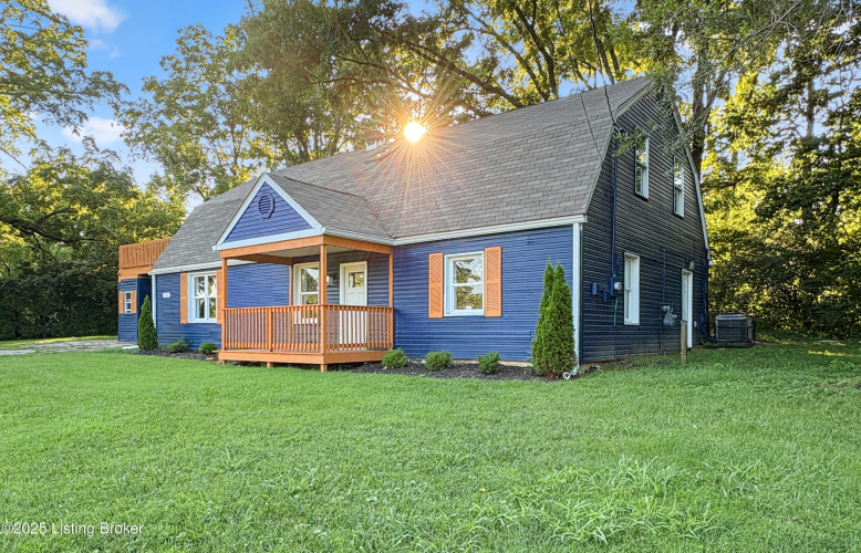 Listing Image 5